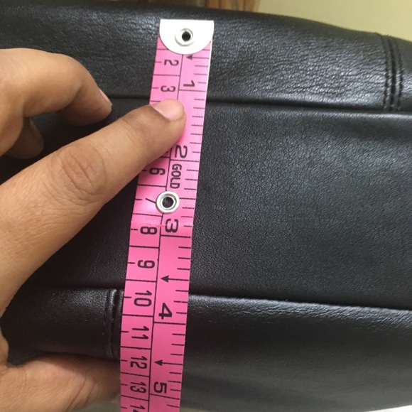 Authentic Coach Hamptons Laguna Large Black Leather Tote - Picture 7 of 14